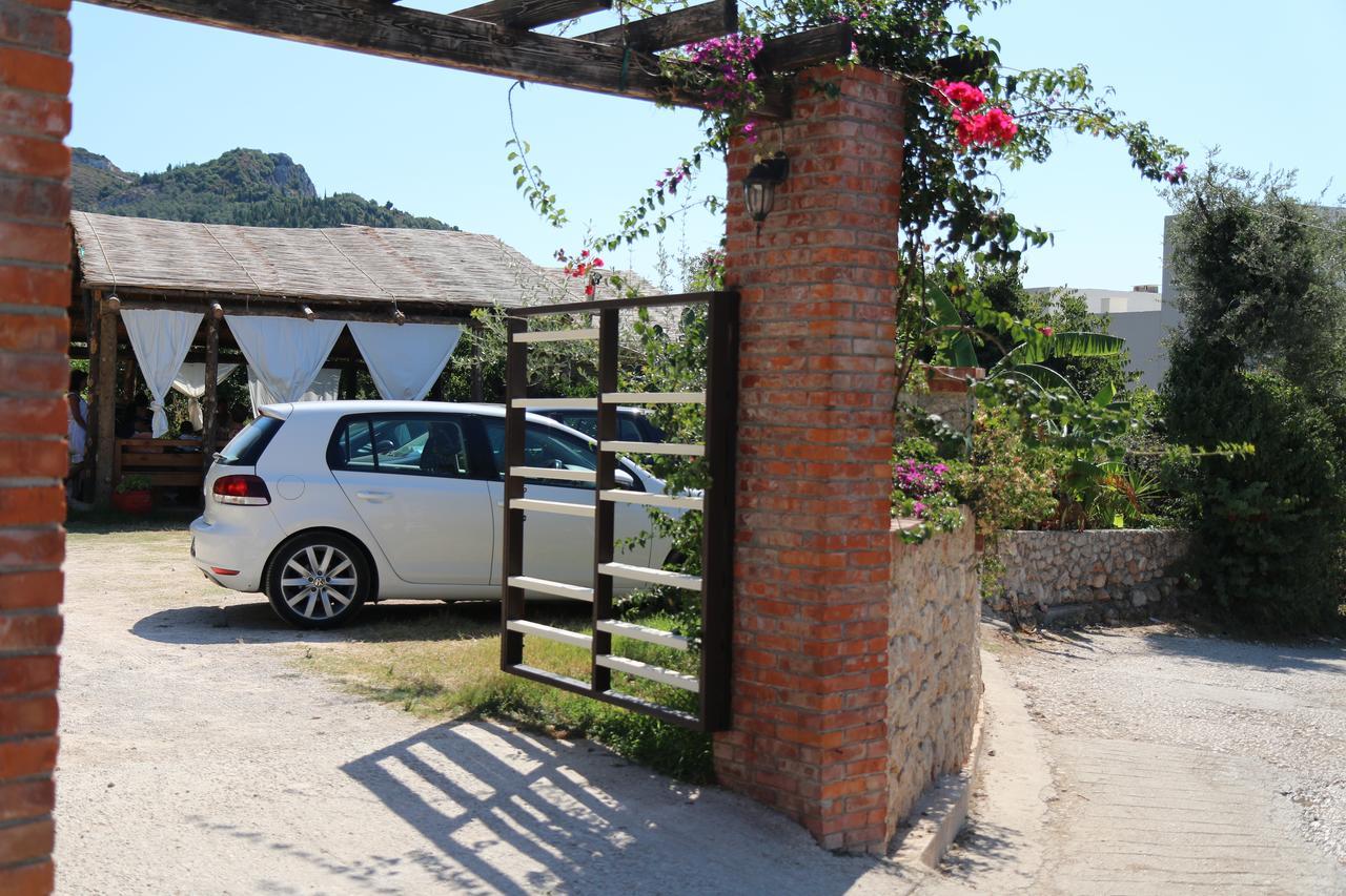 Guesthouse Vila Druri Dhërmi Εξωτερικό φωτογραφία